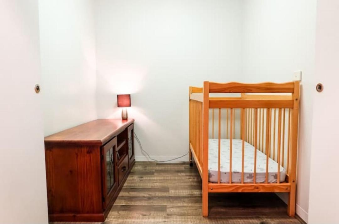 Апартаменты Easy Living One Bedder Gem Мельбурн Экстерьер фото